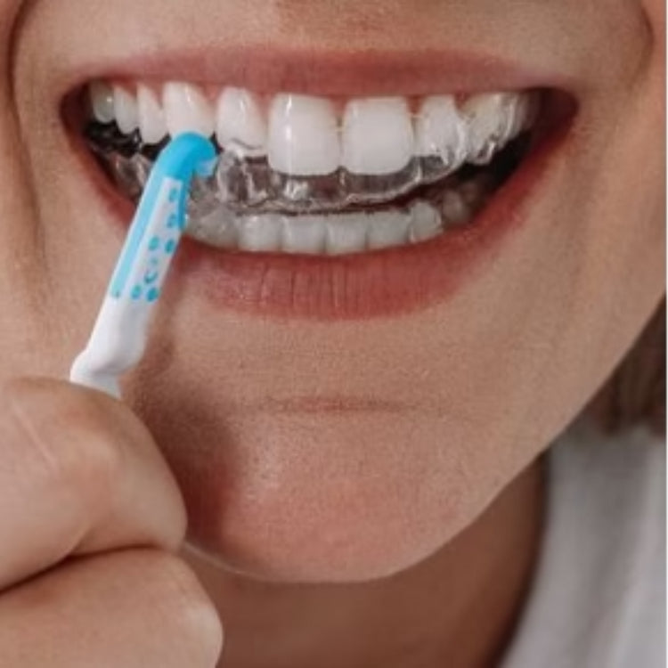 Clenchy Aligner Seater with Hook Aligner Removal